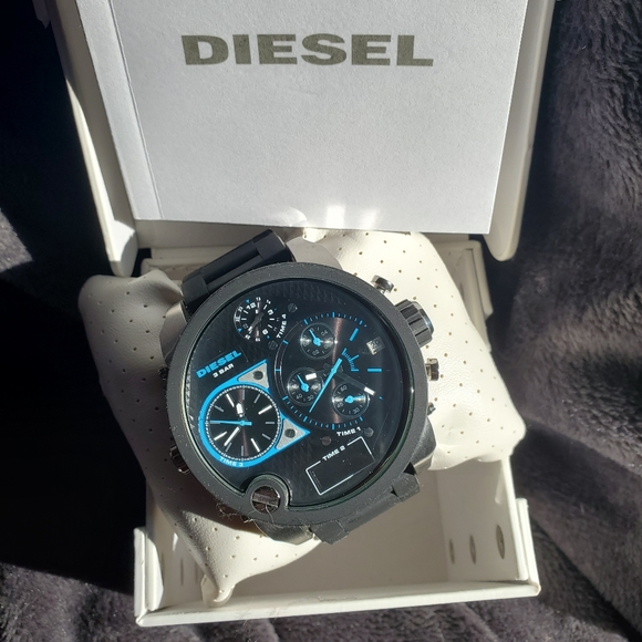 Diesel Watch - Picture 1 of 10